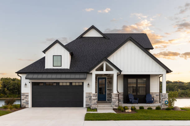 Best Asphalt Shingles Roofing  in La Cygne, KS